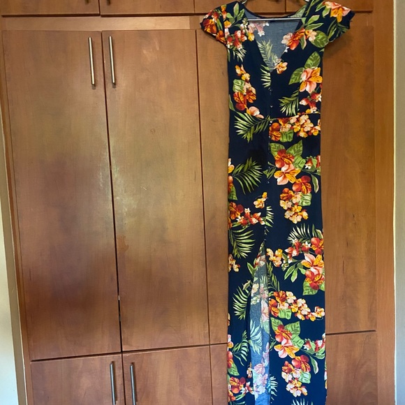 Floral dress - Picture 3 of 3